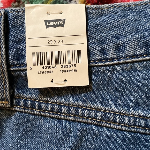 Levi’s  80s MOM Jeans - Picture 6 of 10